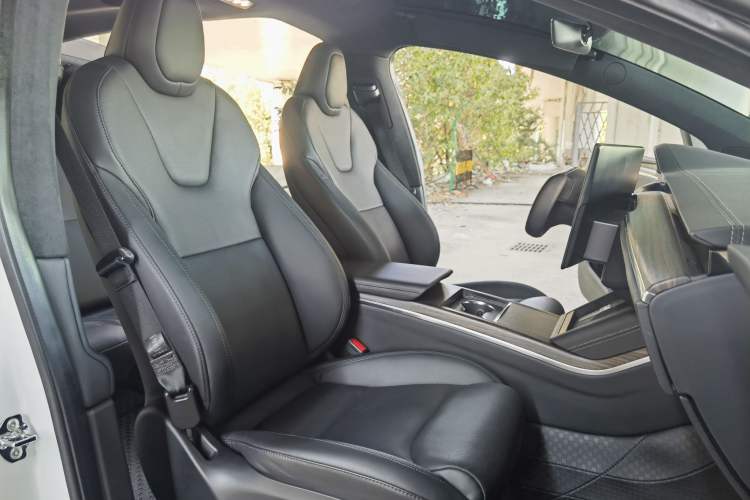 Used Tesla Model X 2023 Dual-Motor All-Wheel-Drive Version