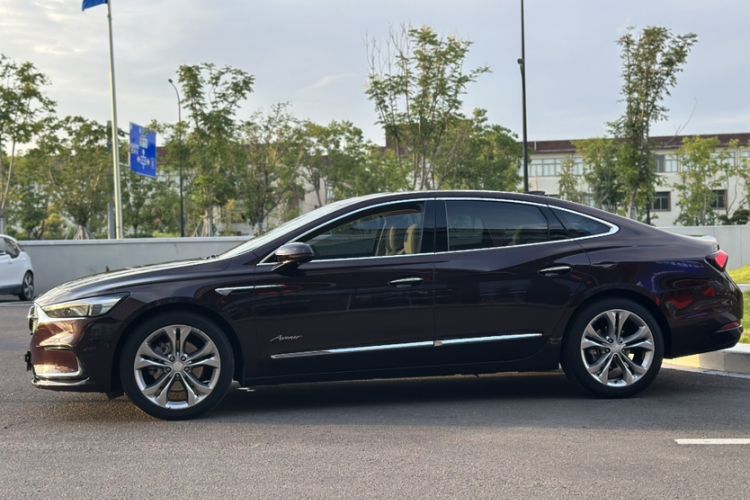 Used Buick LaCrosse 2022 Avenir Avia First Edition
