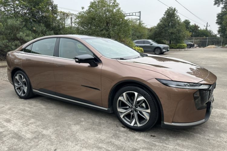 Used Mazda EZ-6 2024 Range-Extended 200 Luxury Edition