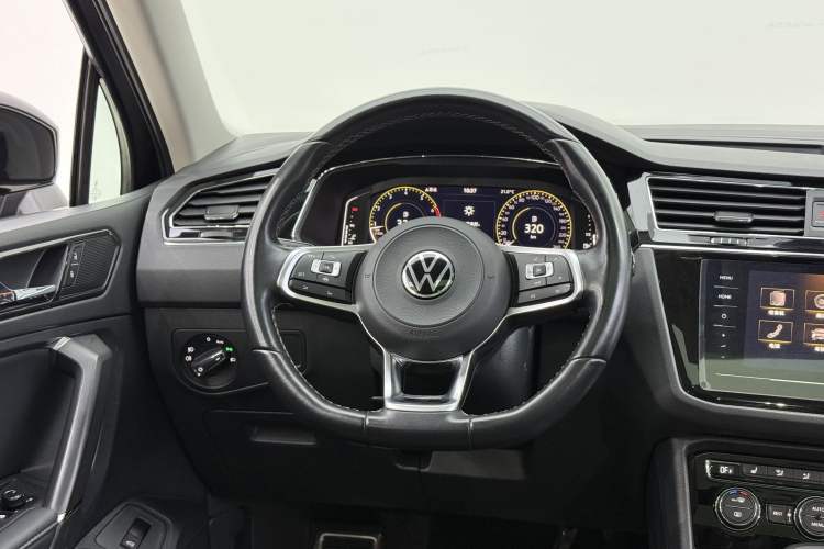 Used Volkswagen Tiguan L 2021 330TSI Automatic Two-Wheel Drive R-Line Flagship Edition
