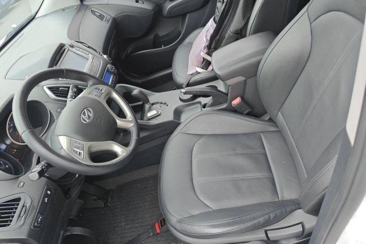 Used Hyundai ix35 2015 2.0L Automatic 2WD Smart Version China V Standard
