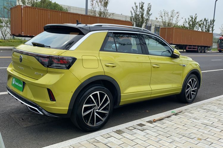 Used Volkswagen T-ROC 2023 300TSI DSG Two-Wheel Drive Starlight Edition
