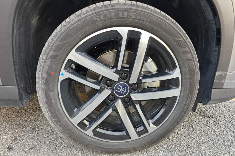 Used BYD Song L DM-i 2025 Intelligent Driving Version 112 km Leading Trim
