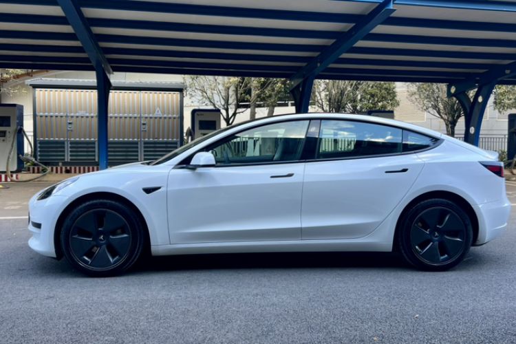 Used Tesla Model 3 2022 Rear-Wheel-Drive Version