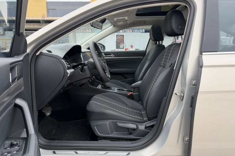 Used Volkswagen Lavida 2021 280TSI DSG Comfort Edition
