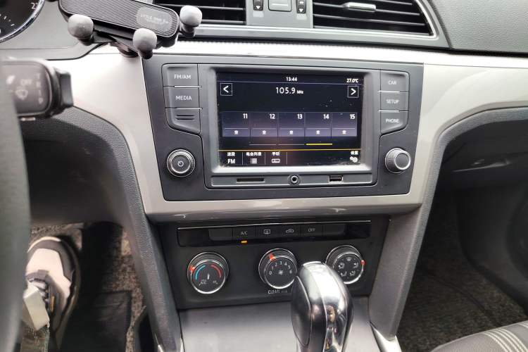 Used Volkswagen Lamando 2017 230TSI DSG Fashion Edition
