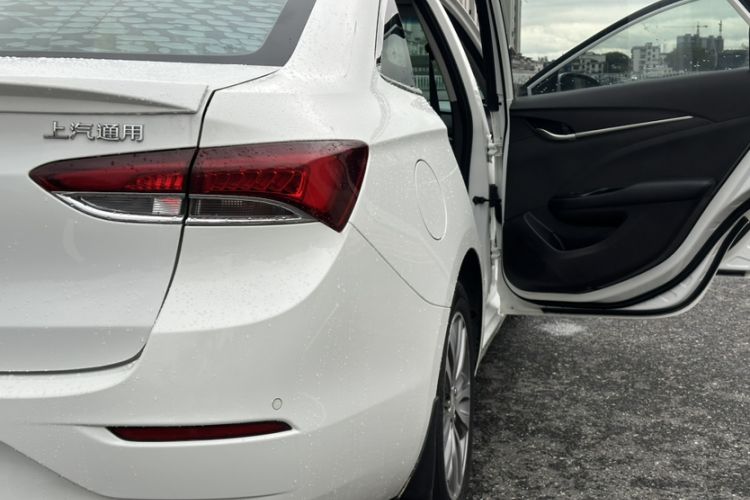 Used Buick GT 2018 18T Automatic Elite Model
