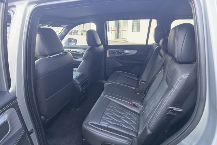 Used GAC Trumpchi GS8 2022 Flagship Series 2.0 TGDI Four-Wheel Drive Luxury Smart Connectivity Version (7 Seats)