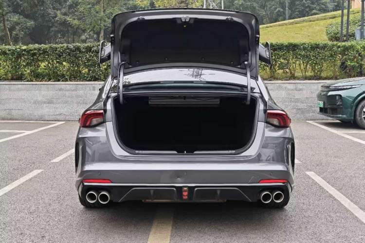 Used GAC Trumpchi EMPOW 2023 270T DCT J15 Version