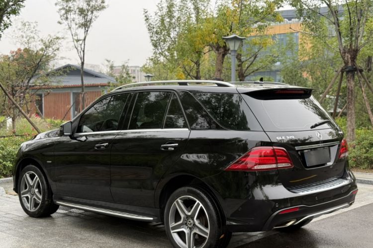 Used Mercedes-Benz GLE 2018 GLE 320 4MATIC Luxury Collection Edition
