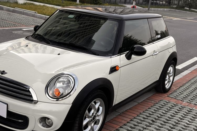 Used  MINI 2011 1.6L COOPER Fun

