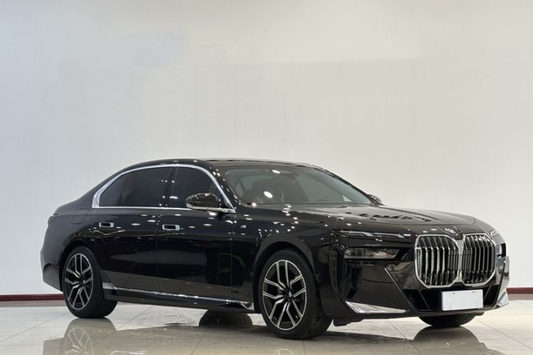 Used BMW 7 Series 2023 Restyled 740Li Luxury Edition M Sport Package
