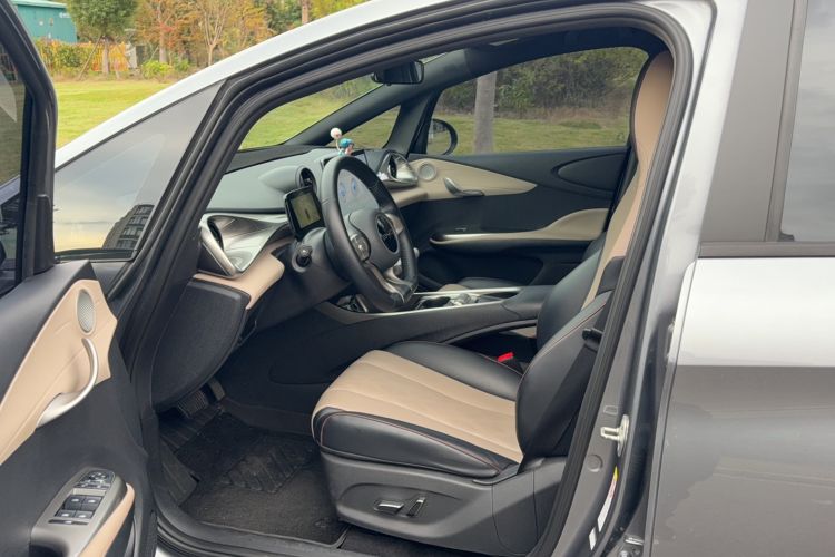 Used BYD Dolphin 2023 420 km Free Version
