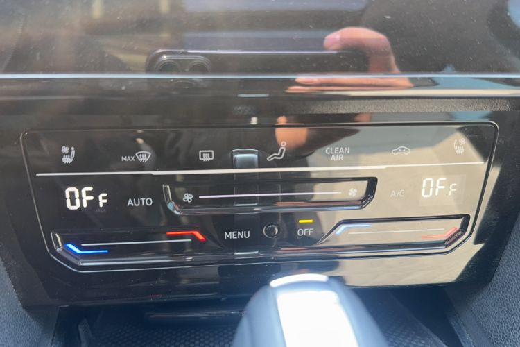 Used Volkswagen Magotan 2023 2 Million Units Commemorative Edition 330TSI DSG Luxury Version
