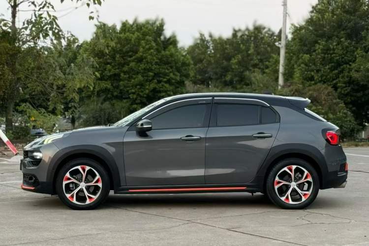 Used Lynk & Co 02 2018 1.5T DCT Two-Wheel Drive Zhaopu Version China V Standard
