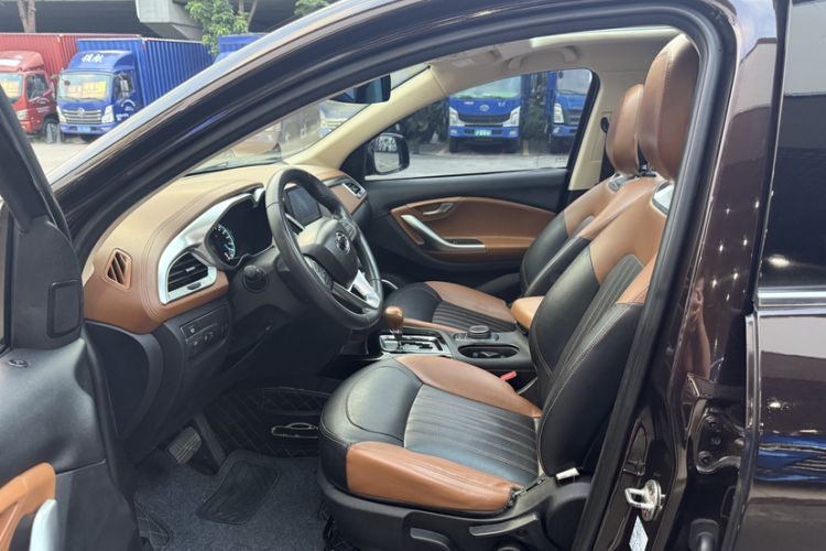 Used Soueast DX7 2017 1.5T Automatic Glory Edition
