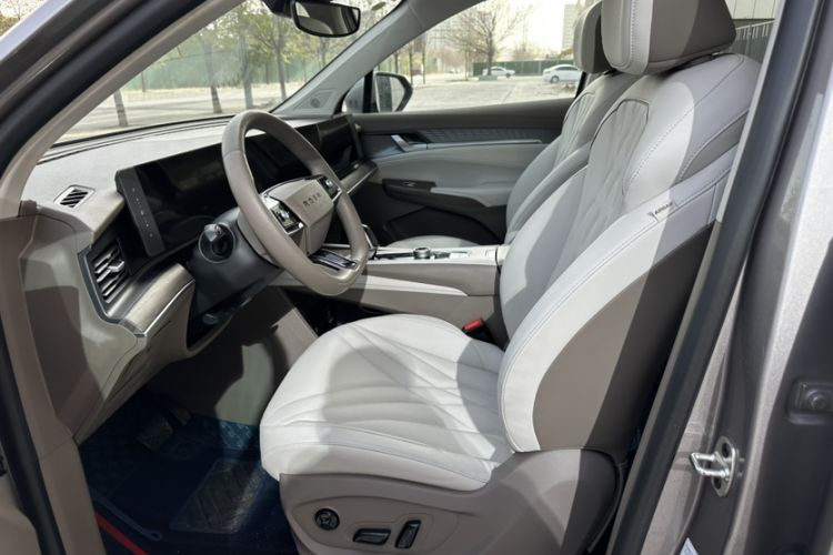 Used Roewe RX9 2023 2.0T Two-Wheel Drive Enjoyment Version
