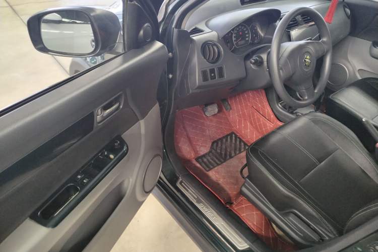 Used Suzuki Swift 2016 1.5L Automatic Fashionable Coolplay Edition
