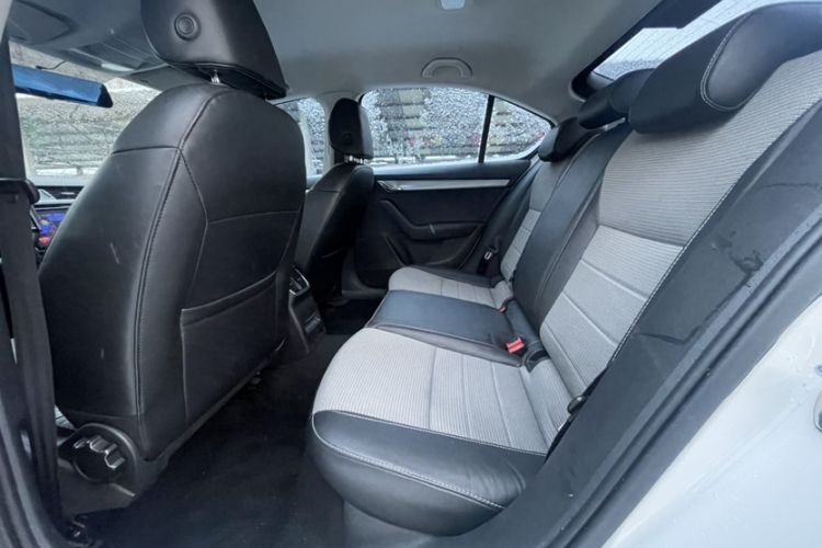 Used Skoda Octavia 2017 1.6L Automatic Chuanxing Edition
