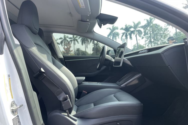 Used Tesla Model 3 2023 Long-Range All-Wheel-Drive Version