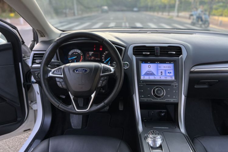 Used Ford Mondeo 2017 EcoBoost 200 Stylish Model