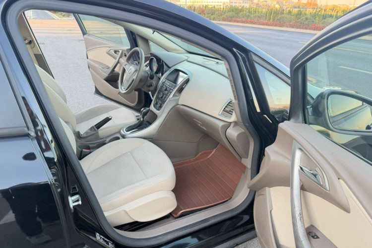 Used Buick GT 2013 GT 1.6L Automatic Fashion Edition