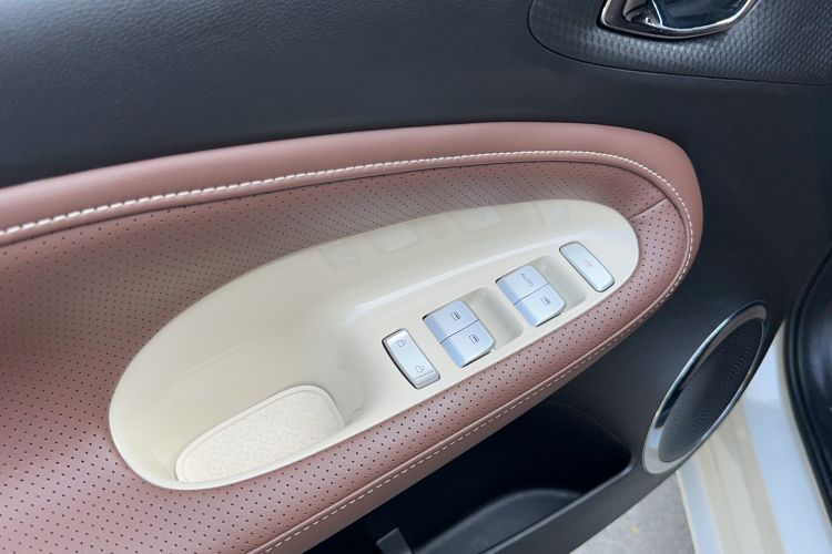 Used Wuling Bingo 2023 333 km Lingxi Connected+ Version
