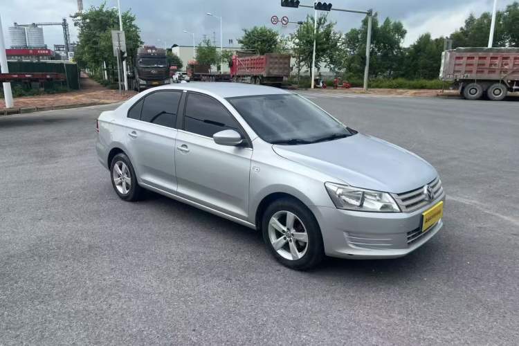 Used Volkswagen Santana 2013 1.6L Automatic Fashion Edition
