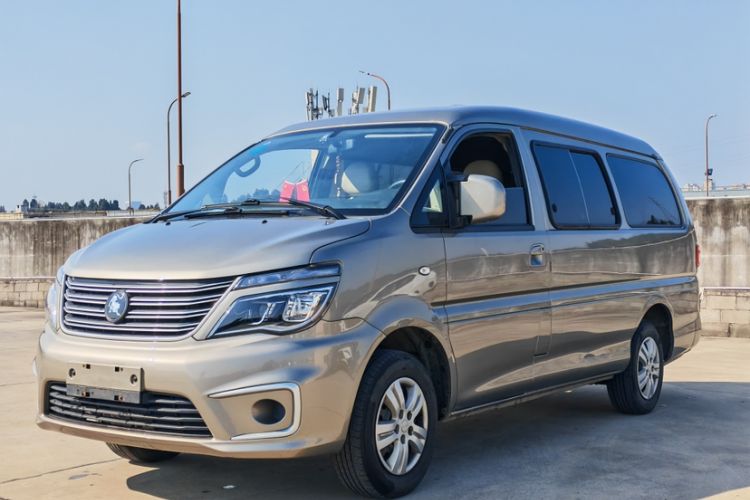 Used FORTHING Lingzhi 2022 M5L 1.6L Utility Model 7 Seats