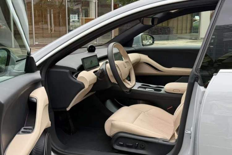 Used Nio ET5 2024 75 kWh
