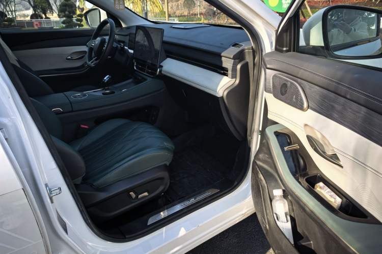 Used JETOUR Shanhai Shanhai L9 2024 1.5TD 2DHT Max 7-Seater
