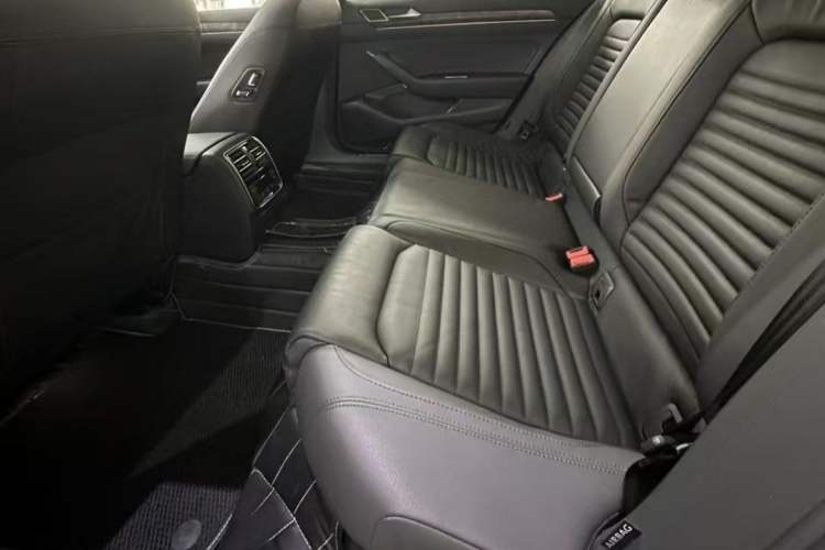 Used Volkswagen Magotan 2019 330TSI DSG Luxury Version China VI Standard
