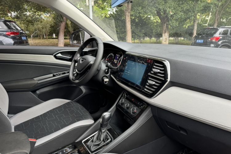 Used Jetta VS5 2023 280TSI Automatic Trend Edition
