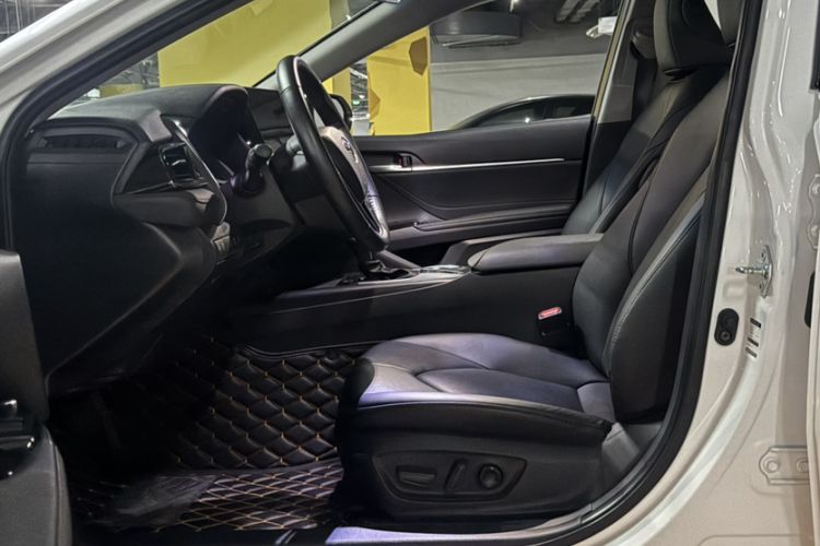 Used Toyota Camry 2023 2.5G Luxury Edition
