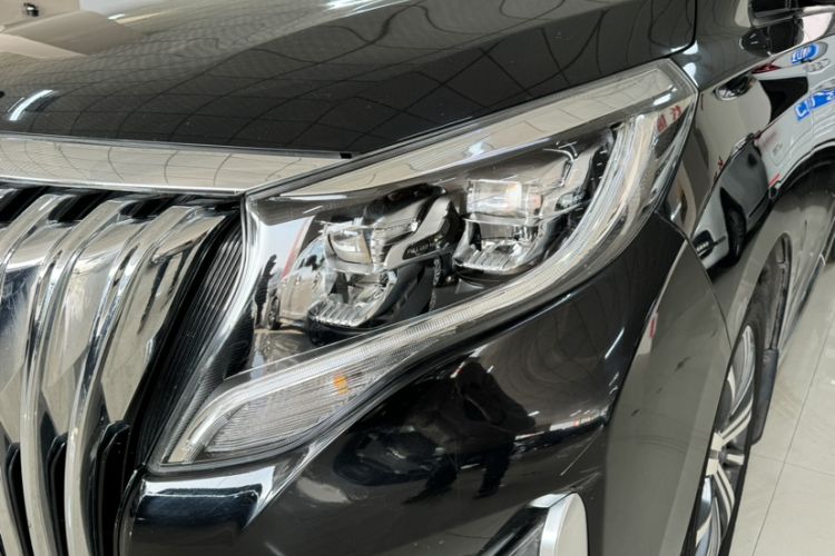 Used GAC Trumpchi M8 2020 390T Deluxe Edition
