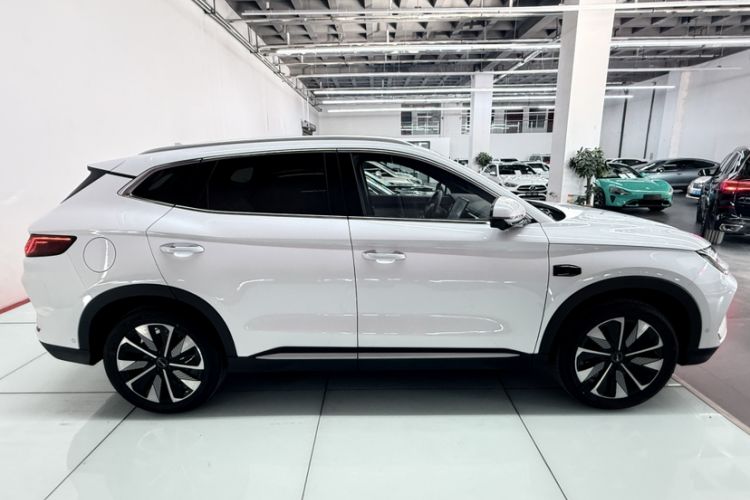 Used BYD Song PLUS New Energy 2025 EV Smart Drive Edition 605km Flagship Model
