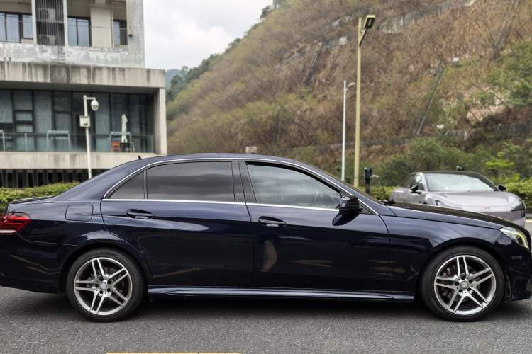 Used Mercedes-Benz E-Class 2015 E 260 L Sport Luxury Model
