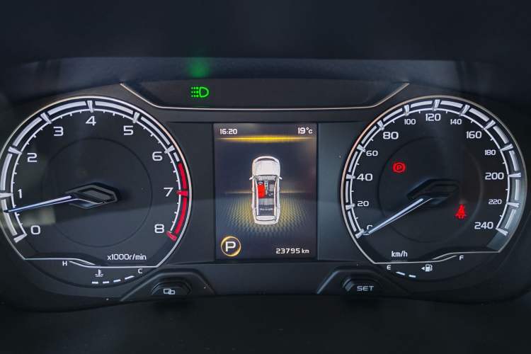 Used Geely Auto Vision X6 2021 PRO 1.4T Automatic Prestige Model