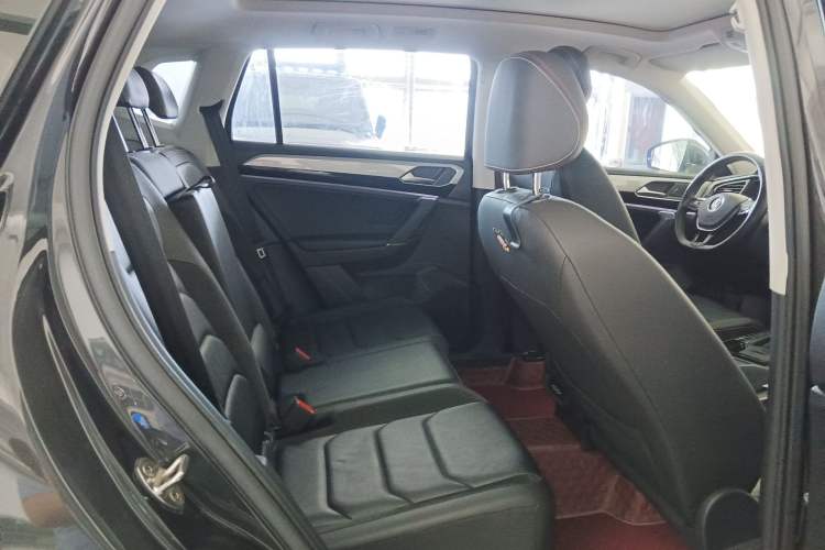 Used Volkswagen Tayron 2019 330TSI Two-Wheel-Drive Luxury Version China V Emission Standard