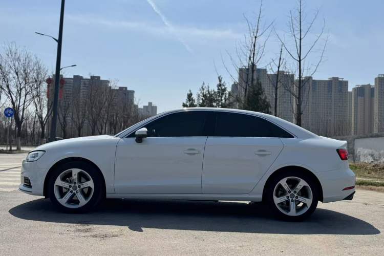 Used Audi A3 2020 Limousine 35 TFSI Ambition China VI
