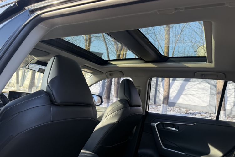 Used Toyota Wildlander 2023 2.0L CVT Two-Wheel Drive Luxury PLUS Edition