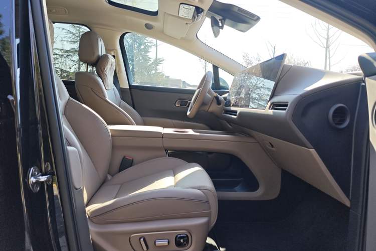 Used Li Auto Li Auto i8 2025 Standard Edition