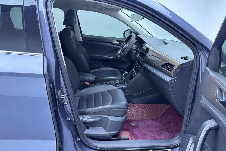 Used Volkswagen Tharu 2020 280TSI Two-Wheel Drive Luxury Edition China VI Standard
