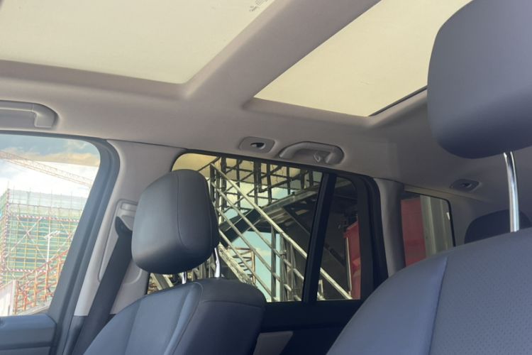 Used Mercedes-Benz GLK-Class 2013 GLK 300 4MATIC Dynamic Sunroof Model