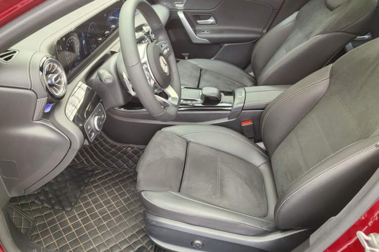 Used Mercedes-Benz A-Class 2020 Restyled A 200 L Sport Sedan Fashion Version