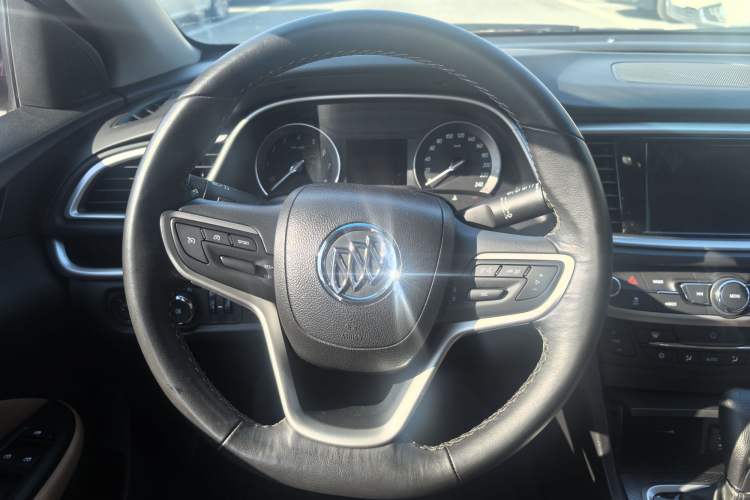 Used Buick Excelle GX 2018 18T Automatic Flagship Model
