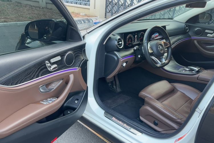 Used Mercedes-Benz E-Class 2018 Facelift E 200 L Sport 4MATIC