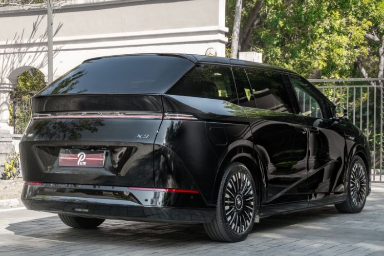 Used XPeng X9 2025 650 Long-Range Max