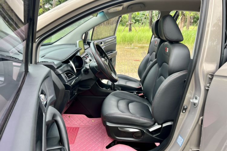 Used  Refine S3 2017 1.6L Manual Luxury Smart Model
