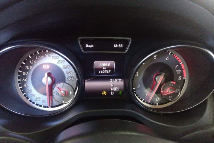 Used Mercedes-Benz GLA 2015 GLA 220 4MATIC Fashion Model